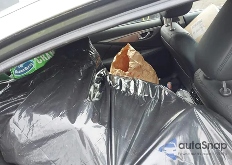 2015 Infiniti Q50 Premium z USA, uszkodzony, nr VIN JN1BV7ARXFM422748